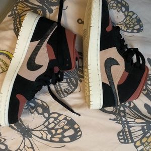 Jordan 1 mid canyon rust